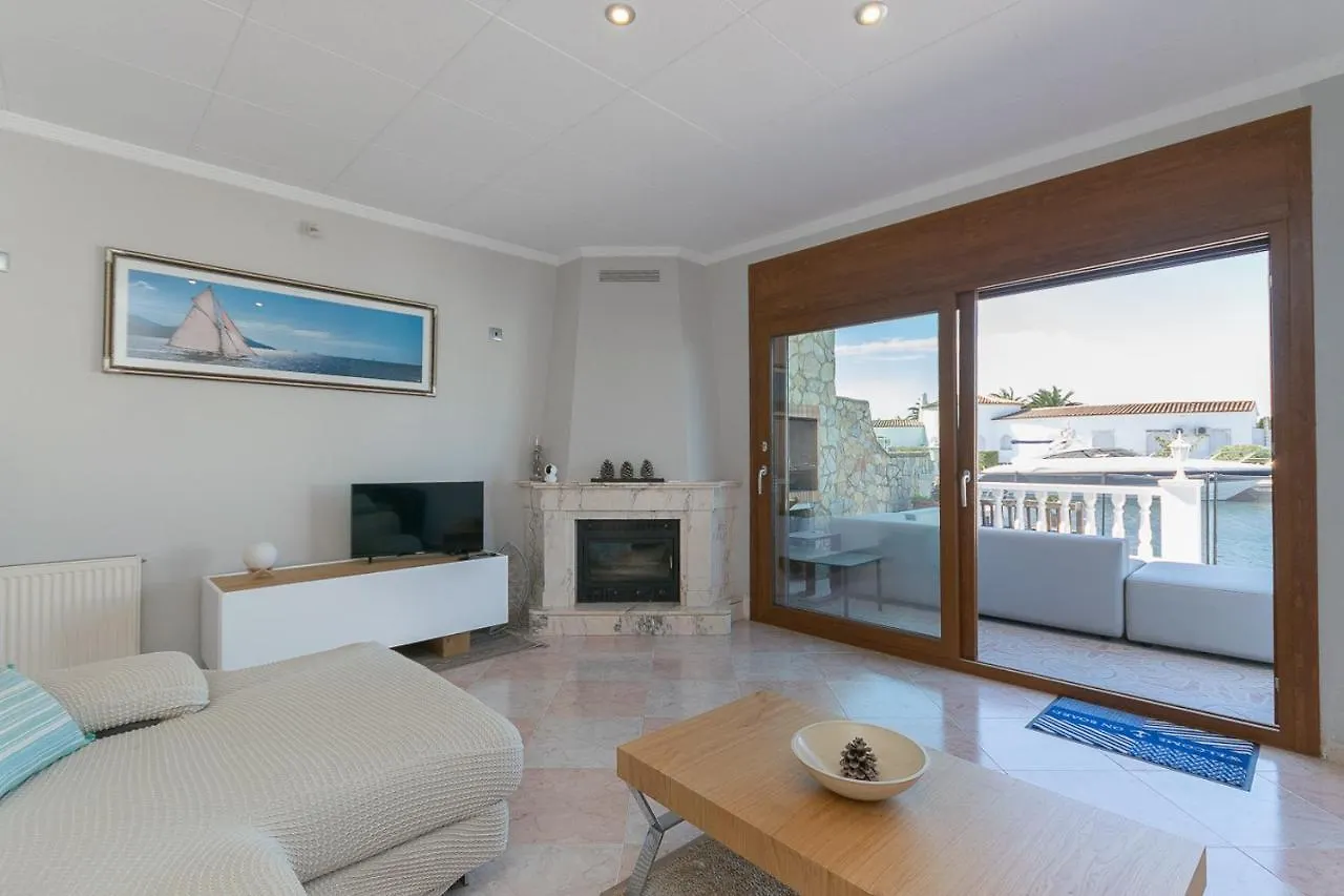 Casa Con Vista Al Canal Villa Roses 0*,  Spain